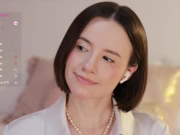 _Female_Essence_ Chaturbate stream image from August 03, 2025