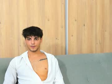 Horny_Mat23 Chaturbate stream image from August 03, 2025
