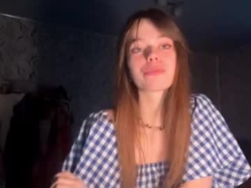 Pollymammano Chaturbate stream image from August 03, 2025