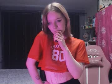 Piginnya Chaturbate stream image from August 03, 2025