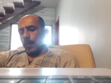 Grego435380 Chaturbate stream image from August 03, 2025