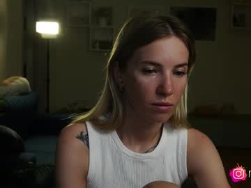 Mel_Collins Chaturbate stream image from August 03, 2025