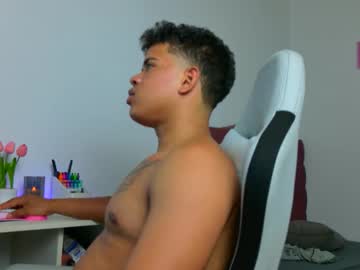 Angelblack16 Chaturbate stream image from August 03, 2025