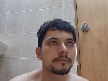 Yacklol Chaturbate stream image from August 03, 2025
