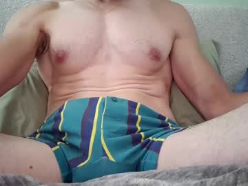 Yolowyolo Chaturbate stream image from August 03, 2025