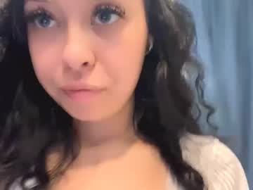 Cheribuzhardt Chaturbate stream image from August 03, 2025