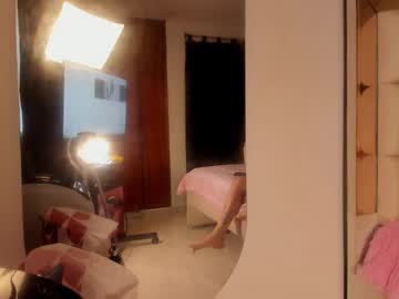 Saratorresxx Chaturbate stream image from August 03, 2025