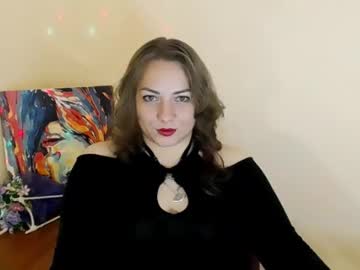 Evelineli Chaturbate stream image from August 03, 2025