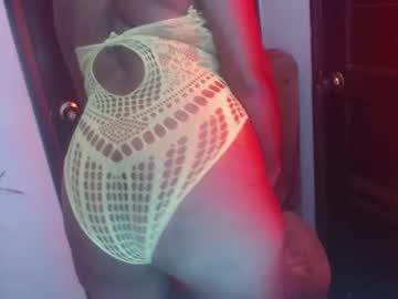 Obedient_Curls Chaturbate stream image from August 03, 2025