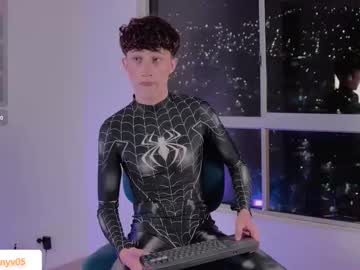 Anthonny_05 Chaturbate stream image from August 04, 2025