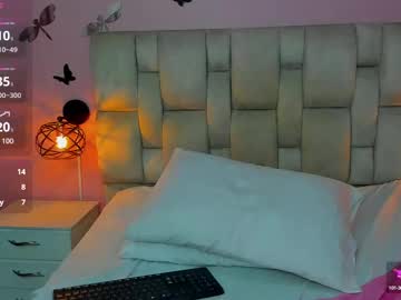 Kylie_Bennett Chaturbate stream image from August 04, 2025