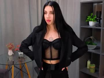 Loreleiloeppke Chaturbate stream image from August 04, 2025