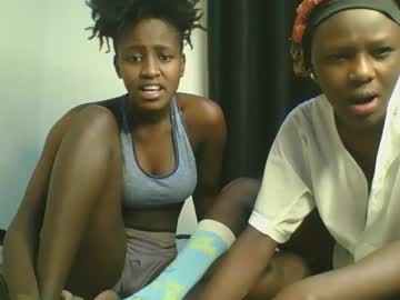 Sweety_Petite Chaturbate stream image from August 04, 2025