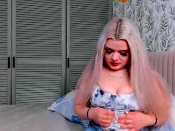 Audreadobberstein Chaturbate stream image from August 04, 2025