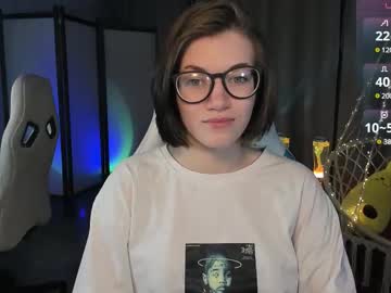 Cathybarnes Chaturbate stream image from August 04, 2025