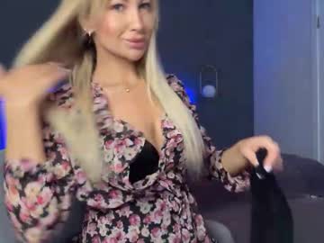 Kristy_Saint Chaturbate stream image from August 04, 2025