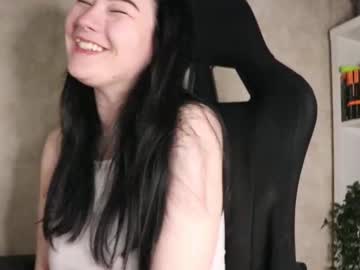 Lazynut Chaturbate stream image from August 04, 2025