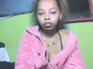 Raissa75 Chaturbate stream image from August 04, 2025