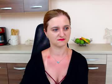 Anna_Goldie Chaturbate stream image from August 04, 2025