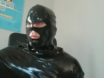 George00912 Chaturbate stream image from August 04, 2025