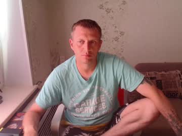 Hlestus Chaturbate stream image from August 04, 2025