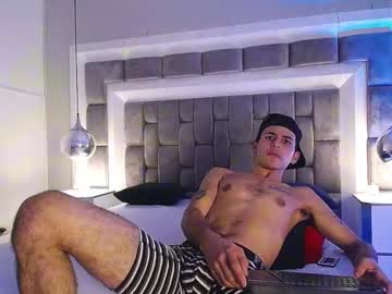 Mikemyllers Chaturbate stream image from August 04, 2025