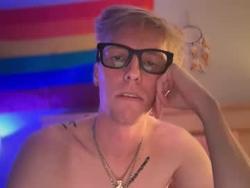 Spenmill Chaturbate stream image from August 04, 2025