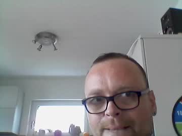 Cxxx8611 Chaturbate stream image from August 04, 2025