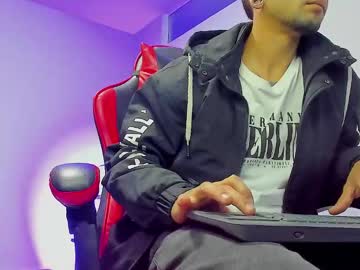 Tayer_Bennet Chaturbate stream image from August 04, 2025