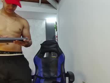 Escrapydecoco Chaturbate stream image from August 04, 2025