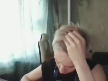 Aunoria Chaturbate stream image from August 04, 2025