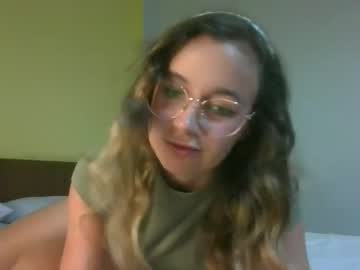 Lolatheangel Chaturbate stream image from August 04, 2025