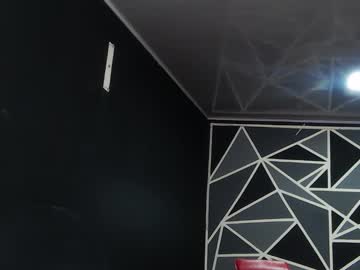Kattypurple Chaturbate stream image from August 04, 2025
