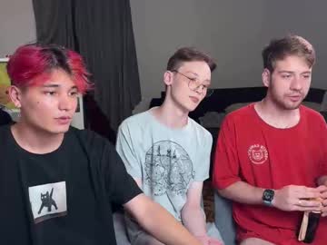 Your_Iris Chaturbate stream image from August 04, 2025