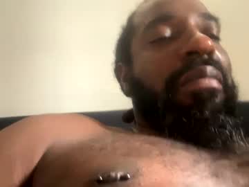 Bigdoggiebone Chaturbate stream image from August 04, 2025