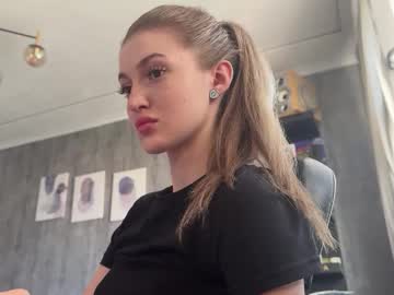 Lilithtreasure Chaturbate stream image from August 04, 2025