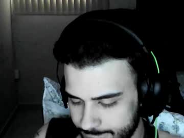 Yunklopes Chaturbate stream image from August 04, 2025