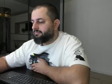 Dravenpeak Chaturbate stream image from August 04, 2025