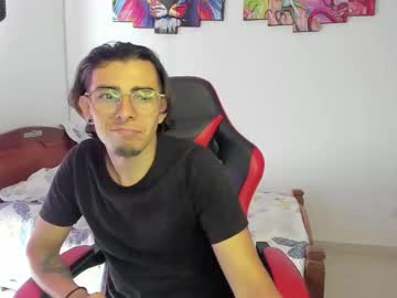 Gametommy Chaturbate stream image from August 04, 2025