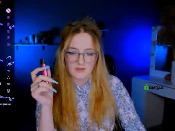 Luna_Berryy Chaturbate stream image from August 04, 2025