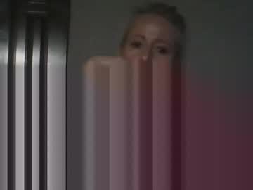Marrygorund Chaturbate stream image from August 04, 2025