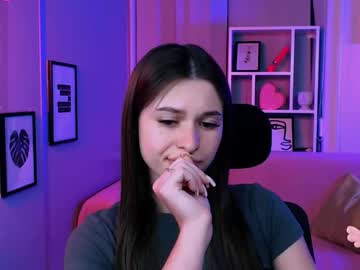Mila_Hiss Chaturbate stream image from August 04, 2025