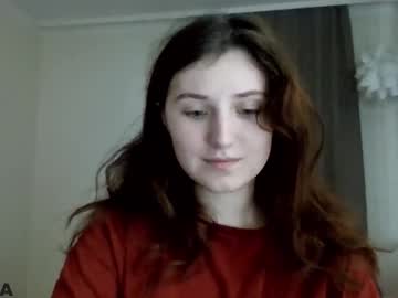 Rosynaxx Chaturbate stream image from August 04, 2025