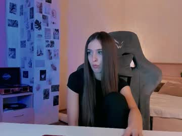 Yourflowermaster Chaturbate stream image from August 04, 2025