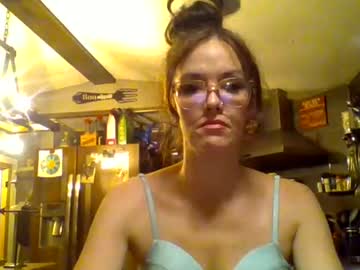 Huniib Chaturbate stream image from August 04, 2025