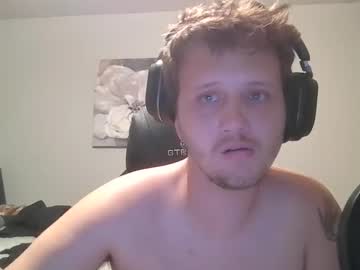 Brycregray210 Chaturbate stream image from August 04, 2025