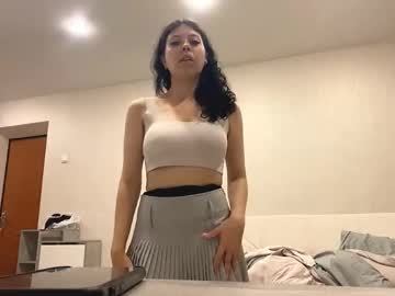 Cheribuzhardt Chaturbate stream image from August 04, 2025