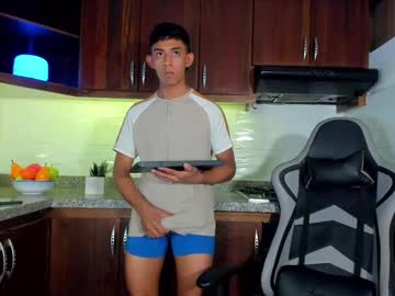 Roy_Storm Chaturbate stream image from August 04, 2025