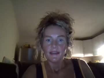 Callmebabyt Chaturbate stream image from August 04, 2025