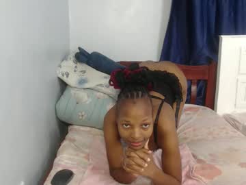Drippyreen Chaturbate stream image from August 04, 2025